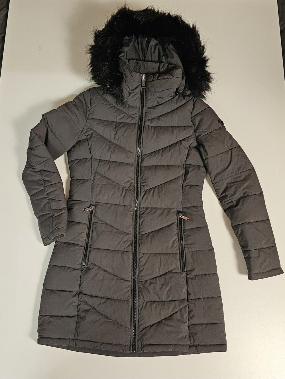 Calvin Klein Women’s Winter Puffer Jacket Charcoal Gray Faux Fur Hood- XS